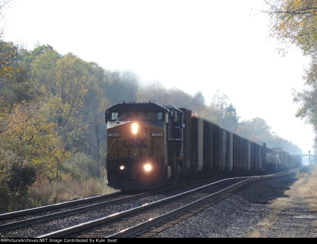 CSX 7914 on M634